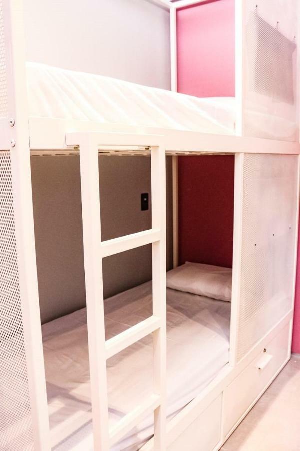 Artsy Vitoria Hostel エクステリア 写真