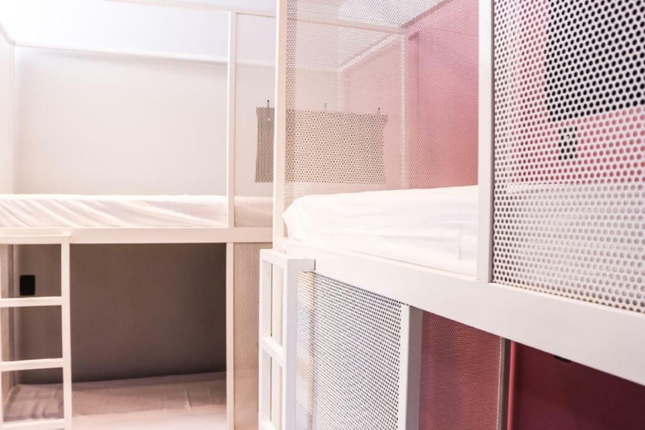 Artsy Vitoria Hostel エクステリア 写真